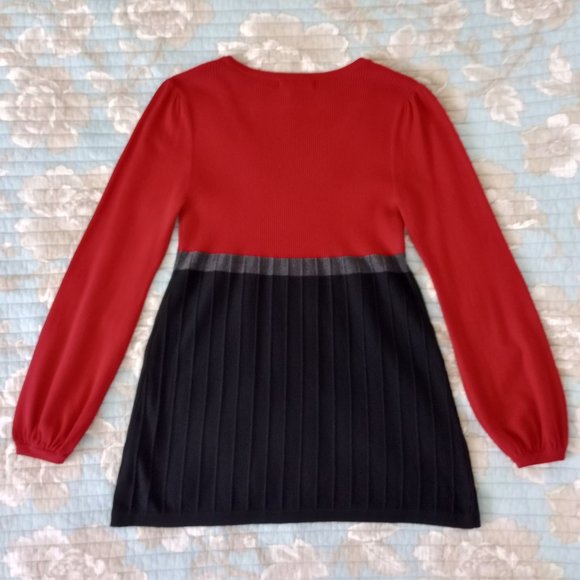 STYLE & CO SIZE M RED, GREY, & BLACK TUNIC SWEATER - Picture 6 of 6